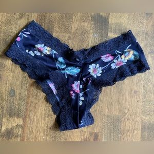 BNWT Love By Gap Cheeky Panties Size XS